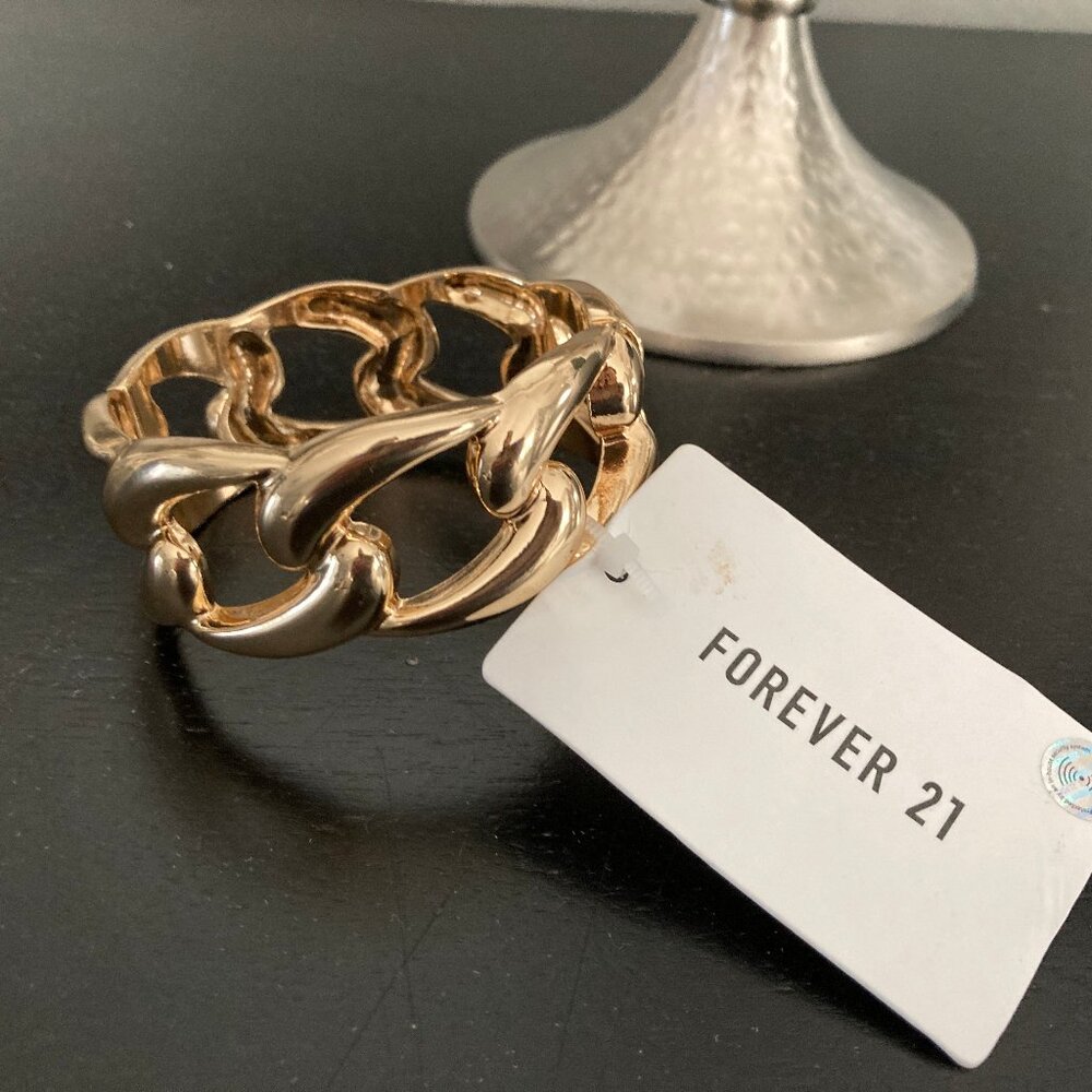 Forever 21 Curb Chain Gold Cuff Bracelet